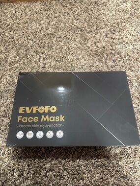 Black Photon Face Mask for Skin Rejuvenation